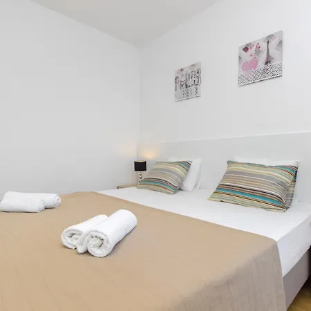 Apartment Royal